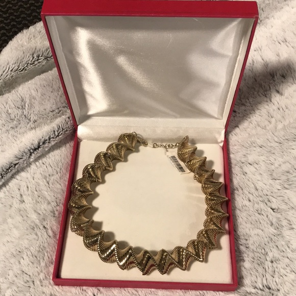 Statement necklace gold plated with box - Picture 2 of 4